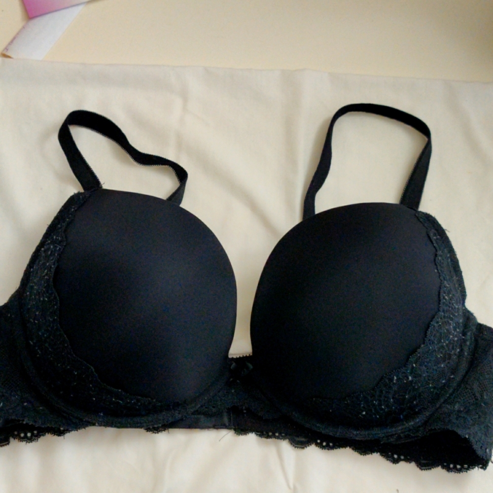Torrid 42C push-up plunge bra